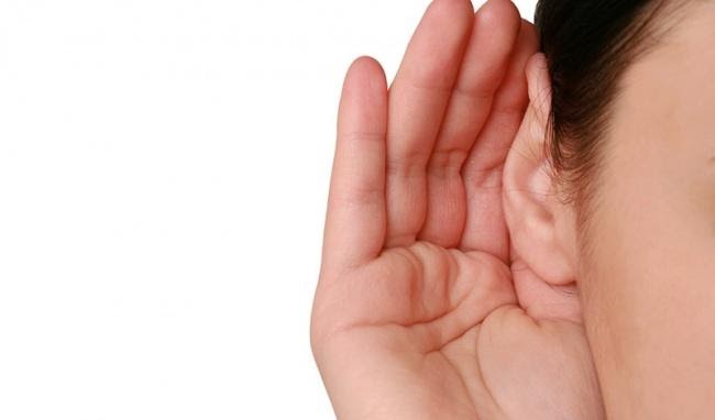 Xốp xơ tai gây nên tình trạng nghe kém dẫn truyền tiến triển từ từ